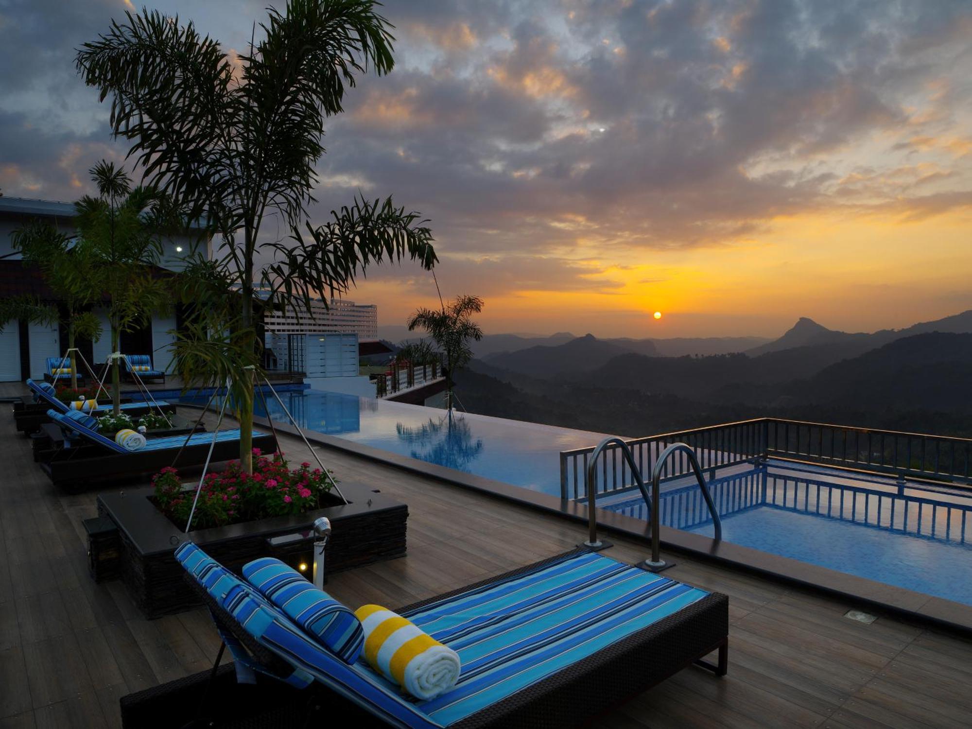 מלון מונאר The Panoramic Getaway מראה חיצוני תמונה