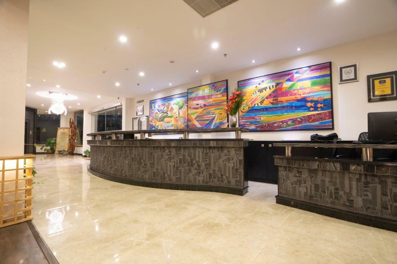 מלון מונאר The Panoramic Getaway מראה חיצוני תמונה Reception
